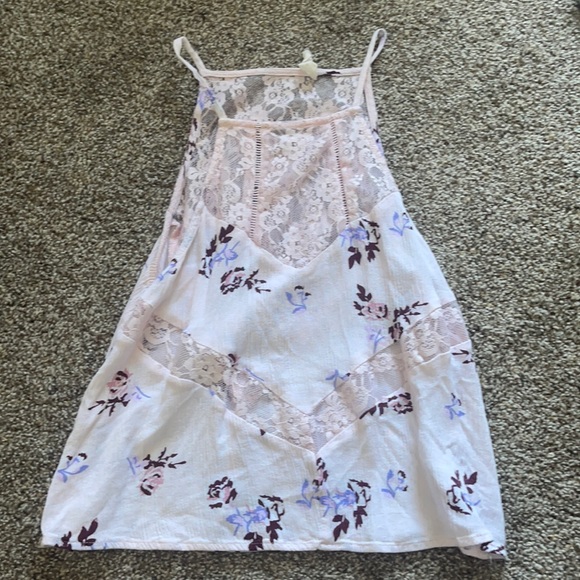 halter tank - Picture 1 of 1